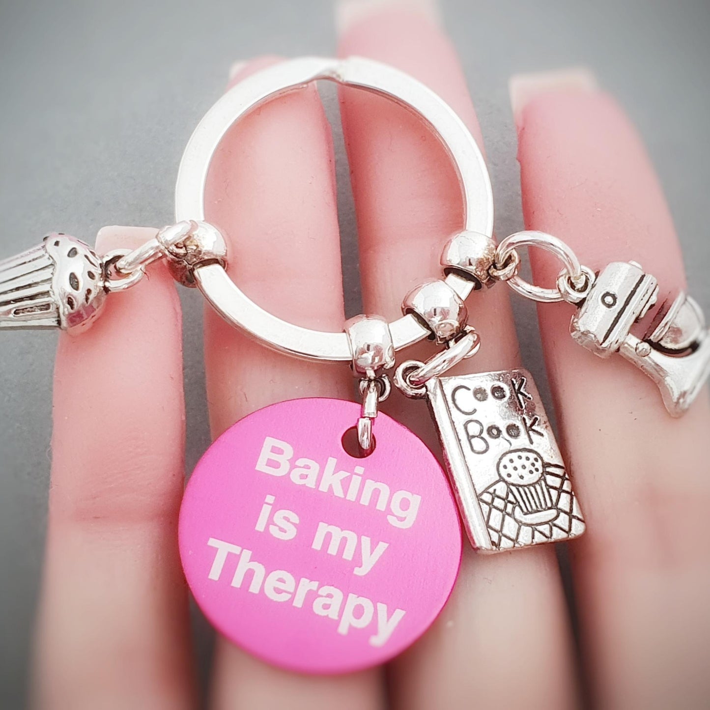 Engraved Baking Lover Keyring - Silver