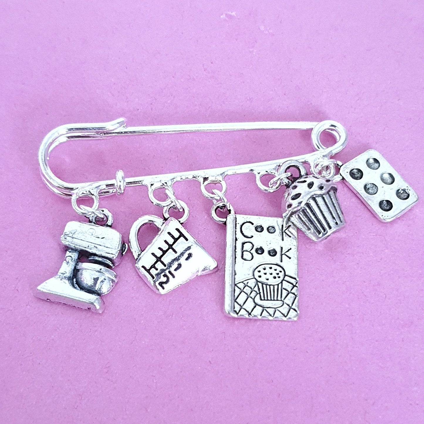 Cooks Brooch Silver