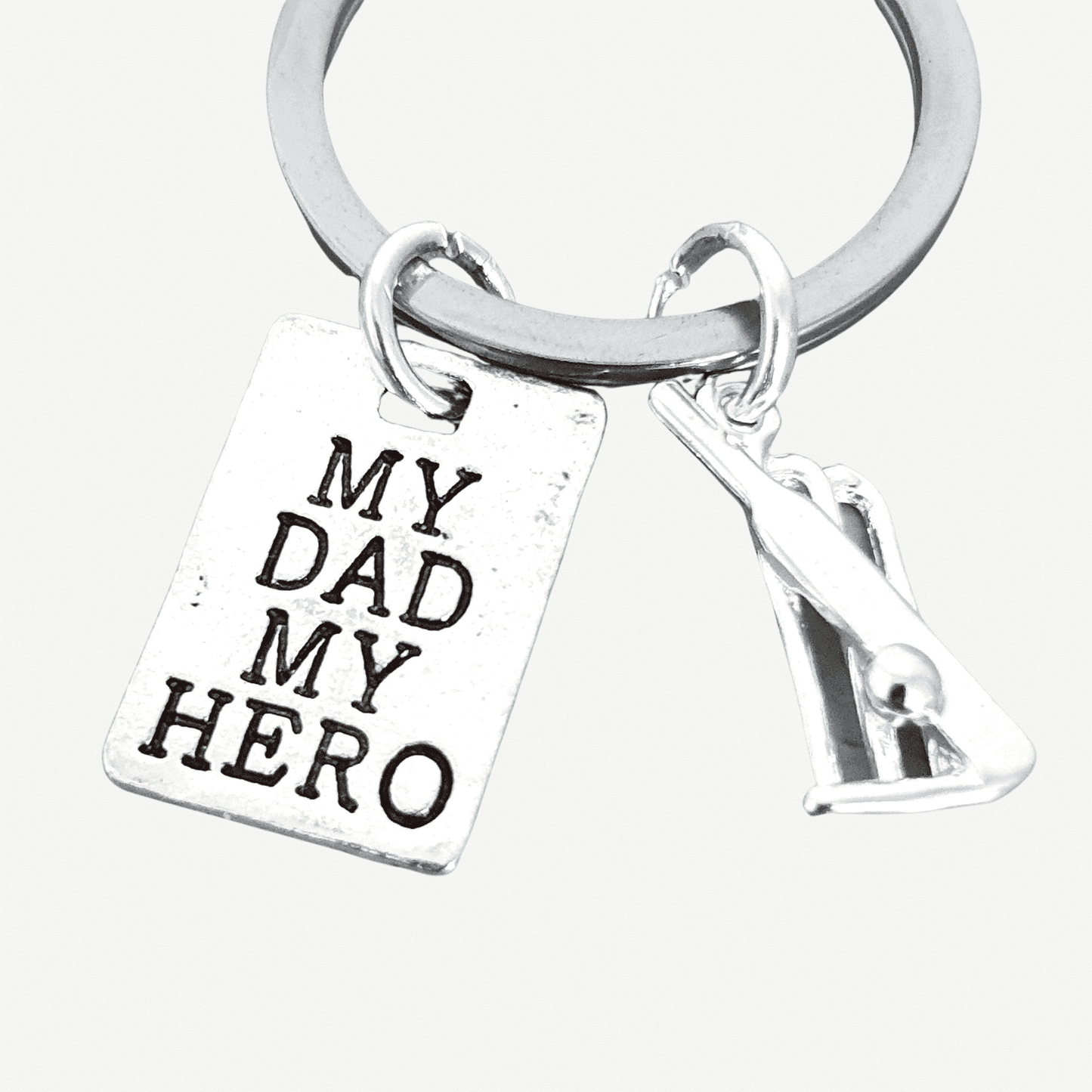 Hero Dad Cricket Keyring Silver
