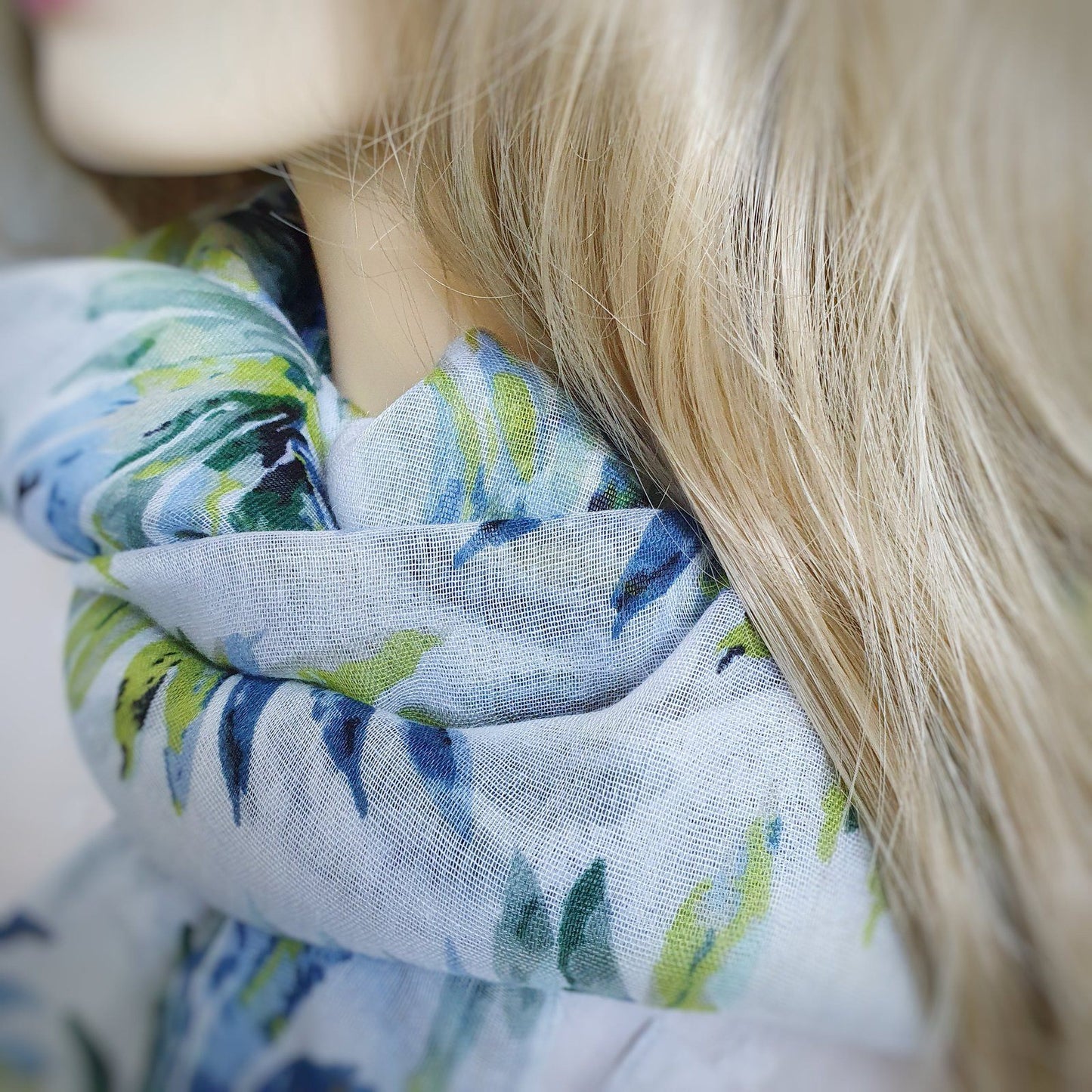 Leafy Print Scarf Gift Box Green