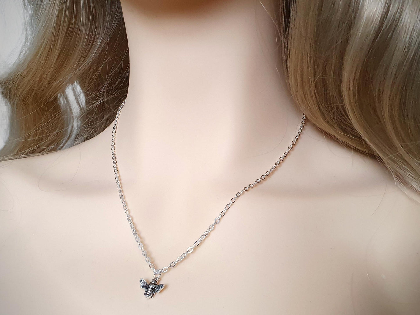 Bee Necklace - Silver