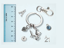 Load image into Gallery viewer, Cat Keyring - Silver
