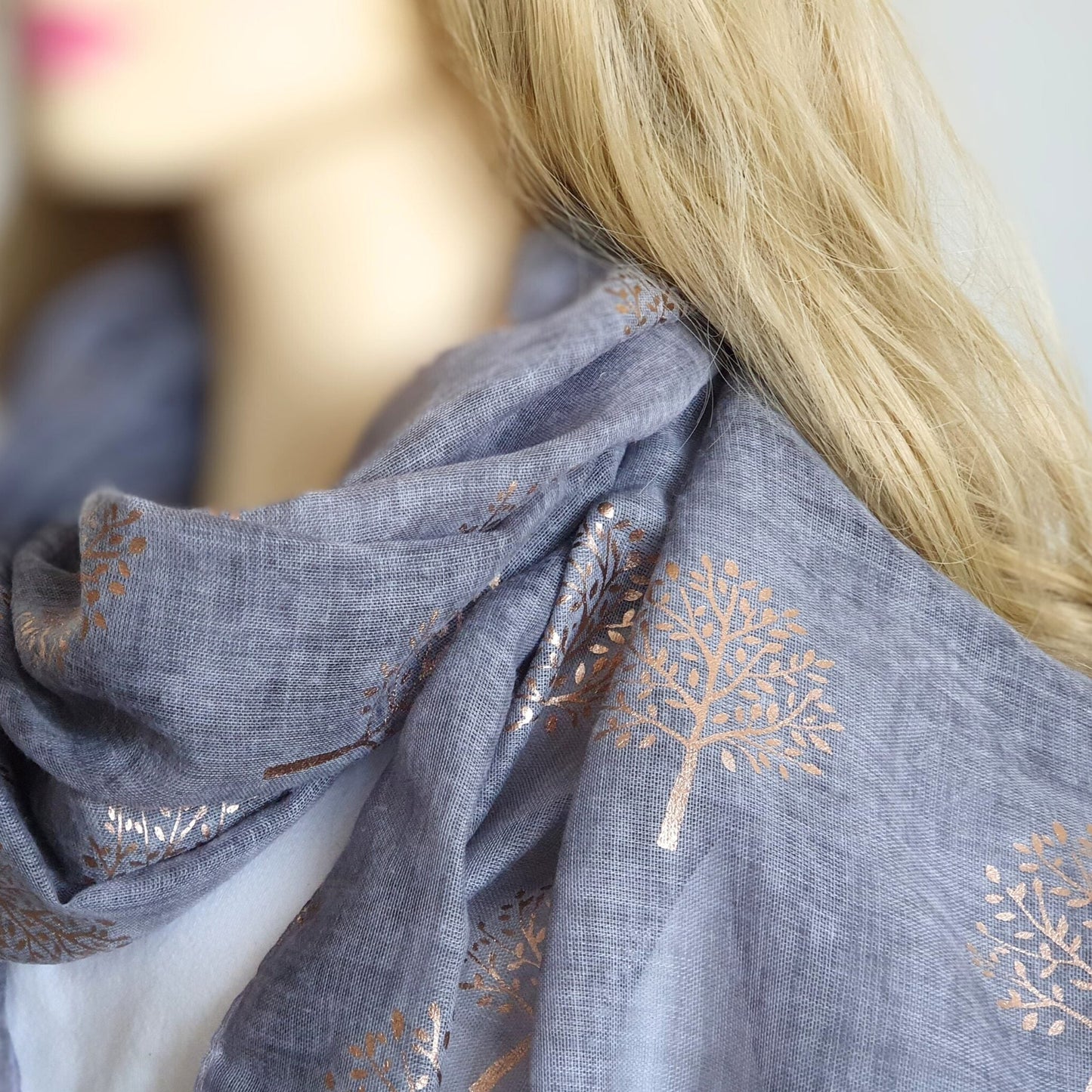 Foil Mulberry Tree Scarf - Grey