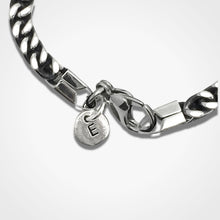 Load image into Gallery viewer, Chevron Bracelet Silver
