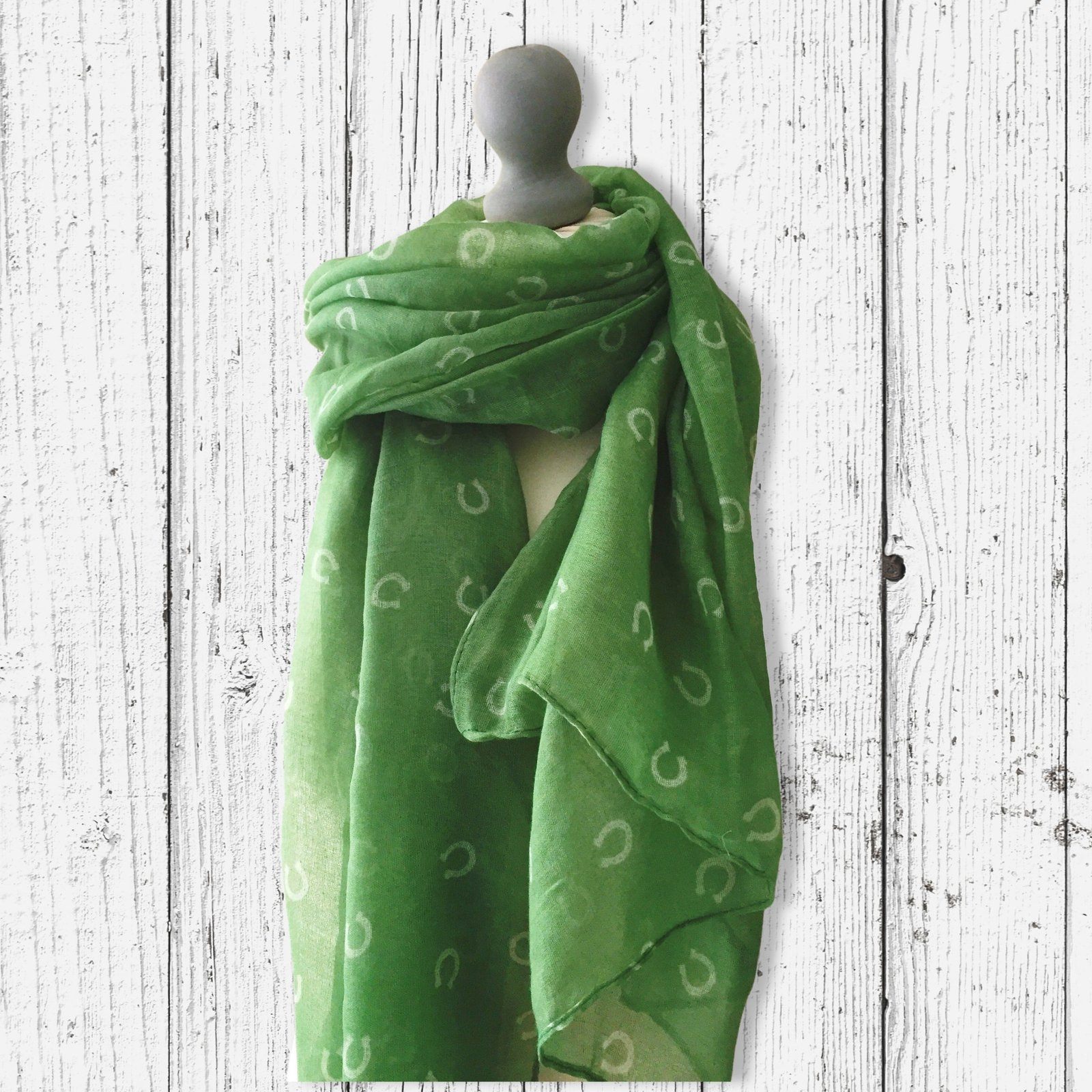 Horseshoe Scarf Green