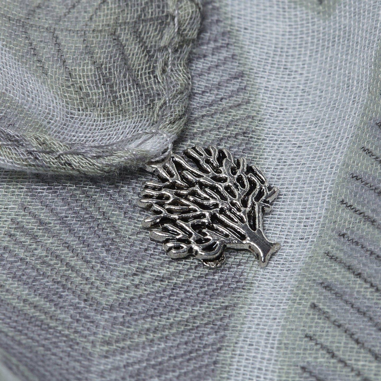Leaf Print Scarf Mint