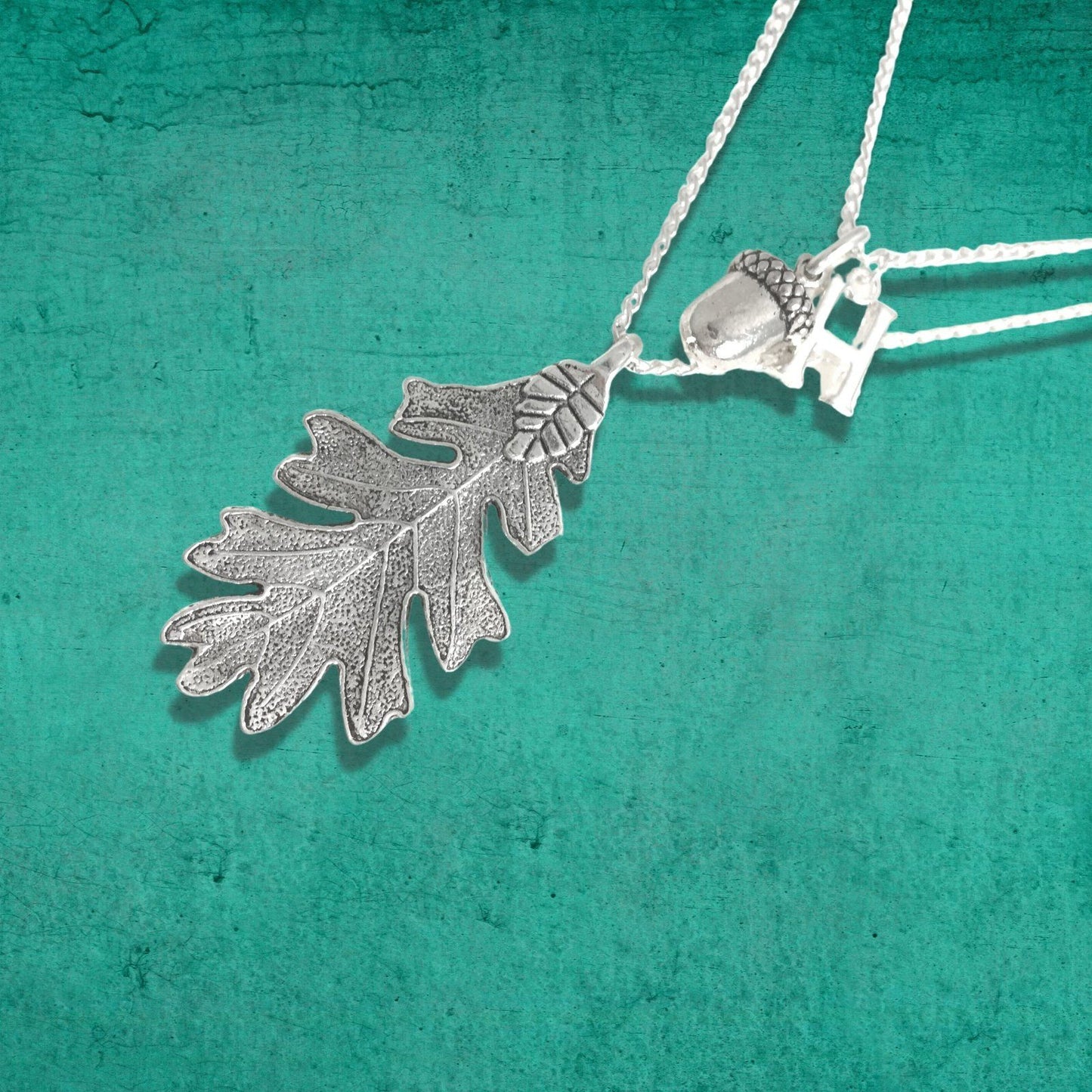 Oak Leaf Acorn Necklace Silver