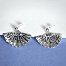 Load image into Gallery viewer, Oriental Fan Earrings Silver
