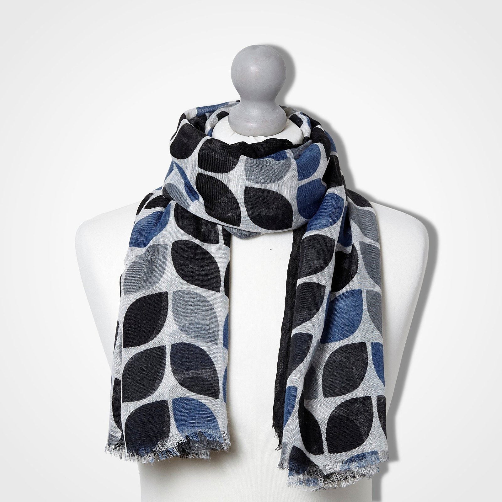 Retro Leaf Print Scarf Blue