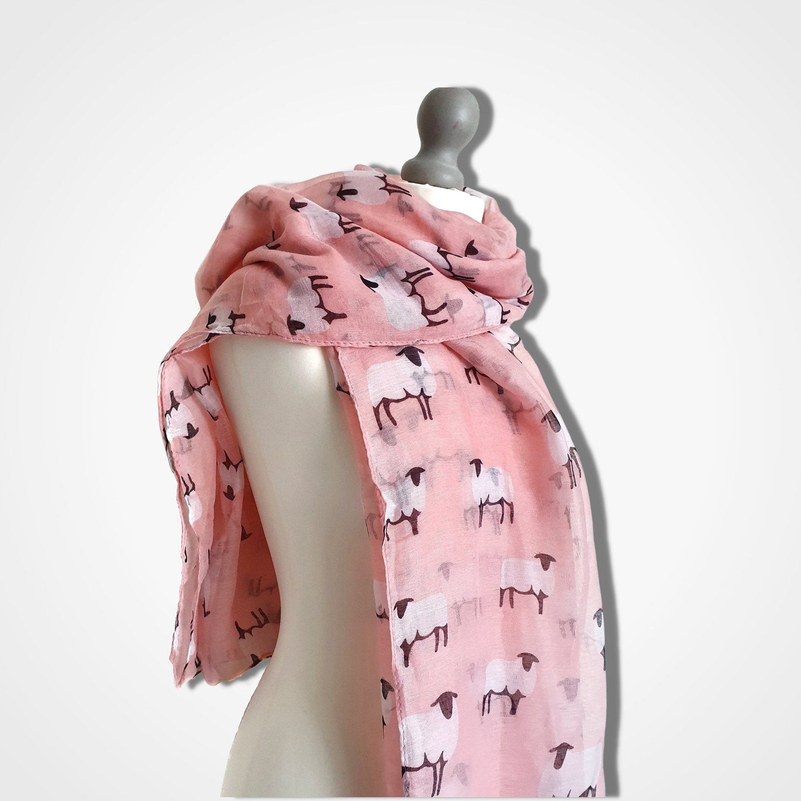 Sheep Scarf Light Pink