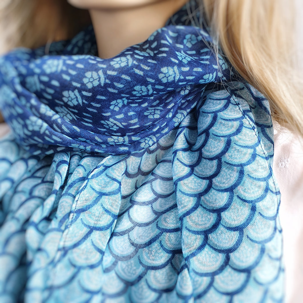 Japanese Wave Scarf - Blue and Turquoise