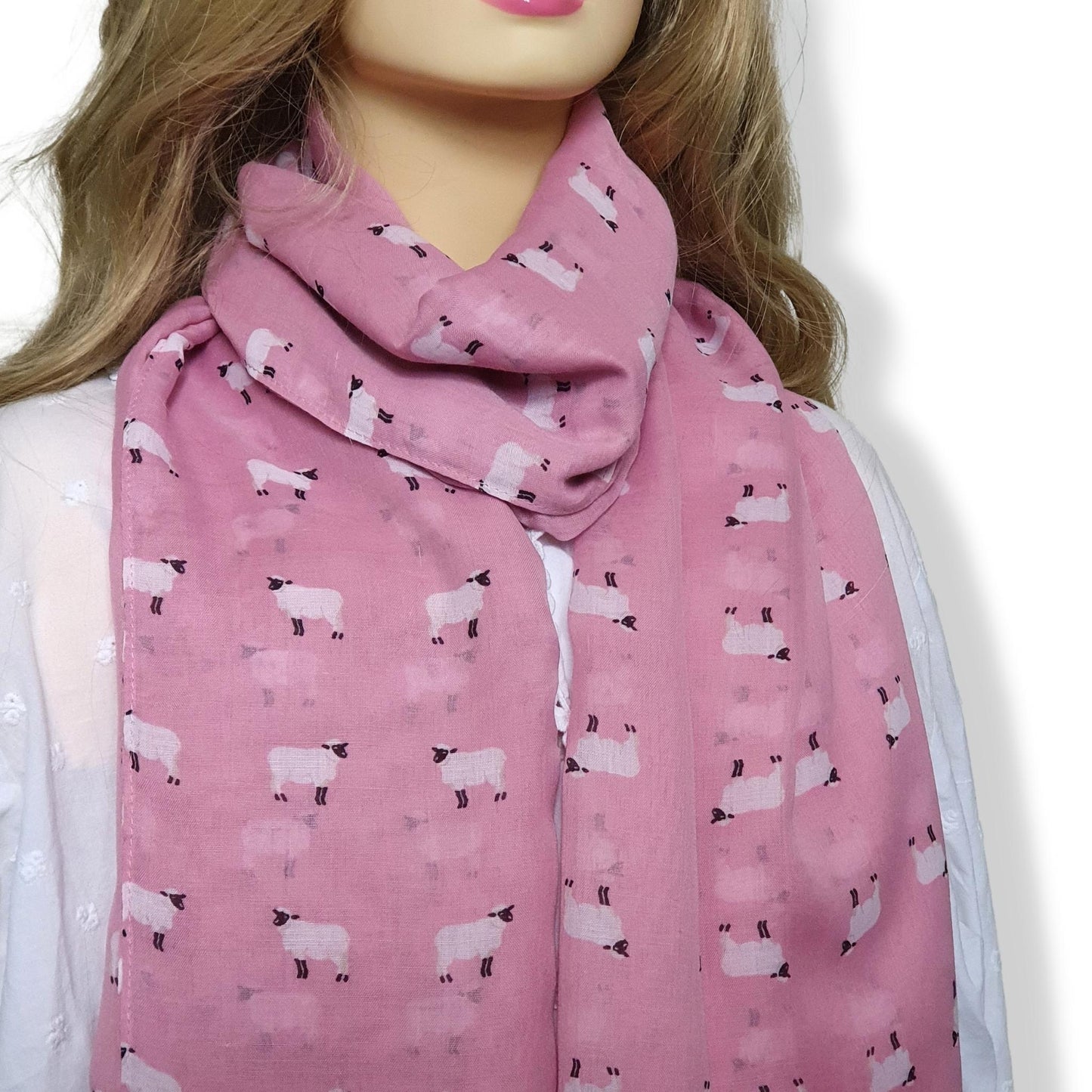 Little Sheep Scarf - Light Pink